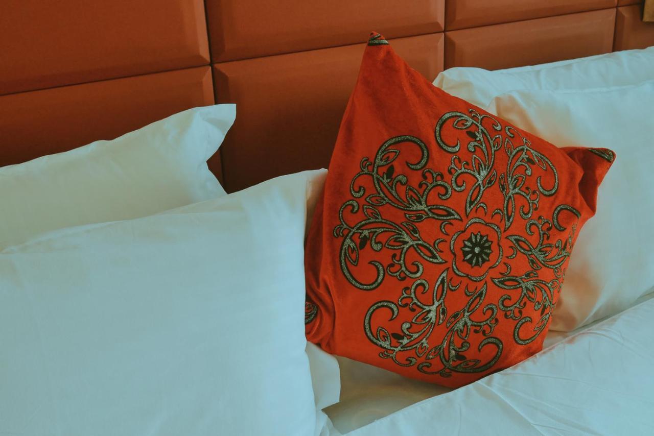 Moonlight Hotel Addis Abeba Buitenkant foto
