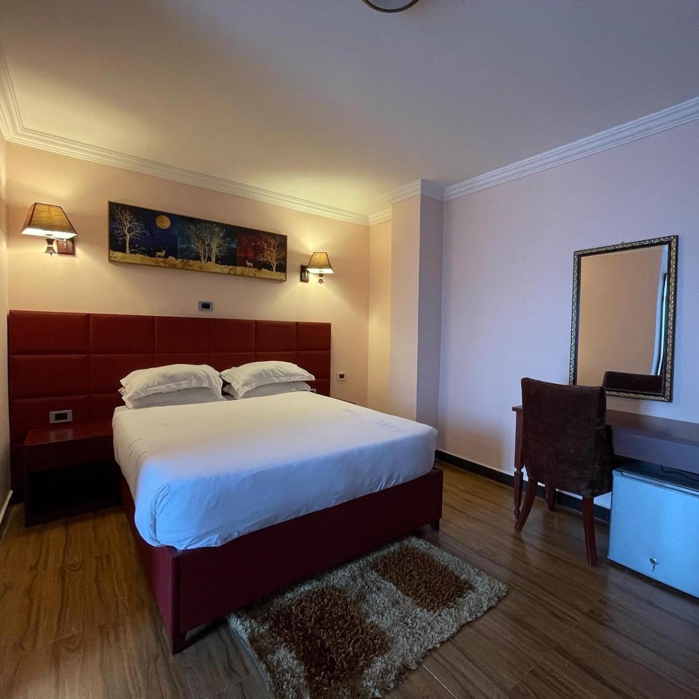 Moonlight Hotel Addis Abeba Buitenkant foto